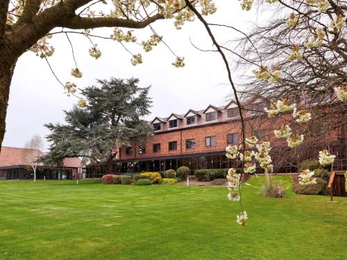 Mercure Hull Grange Park Hotel - Location and Nearby Attractions