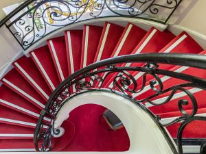 Mercure Lille Centre Grand Place - Getting to the Hotel