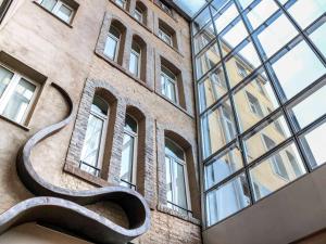 Mercure Strasbourg Centre Gare - Accessibility and Transportation