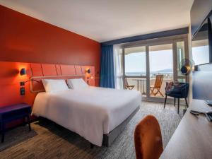Mercure Thalasso & Spa Port Fréjus - Nearby Attractions and Activities