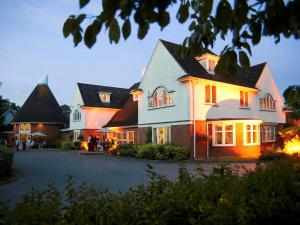 Mercure Tunbridge Wells Hotel - General Services