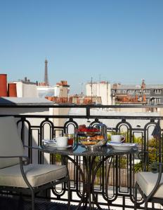 Miiro Le Grand Hotel Cayre - How To Book Your Stay