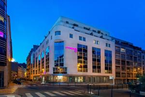 Moxy Paris Bastille - Policies and Additional Information