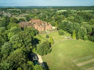 New Place - Business Facilities