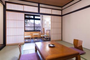 Nikko Tokanso - Dining Options and Reservations