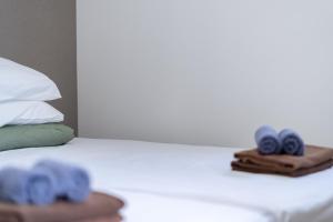 Nishinippori Guest House - Amenities and Services