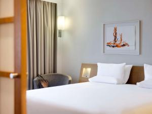 Novotel London Paddington - Policies and Check-in Details