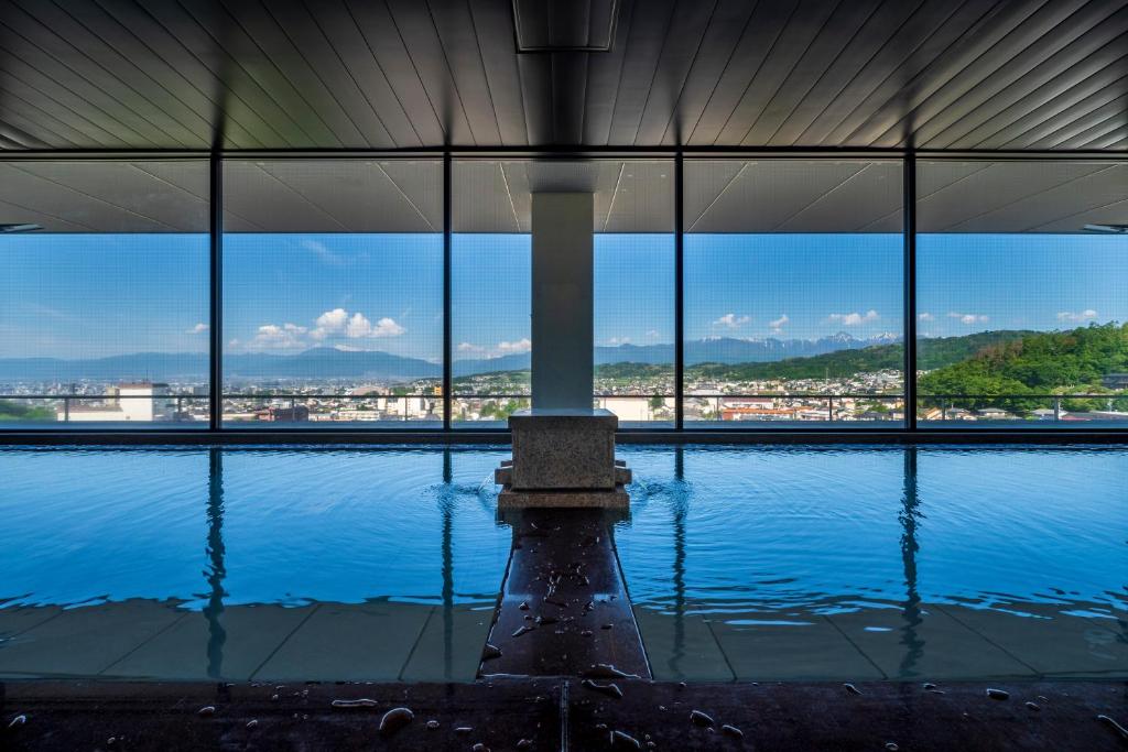 Onsen Hotel OMOTO Review