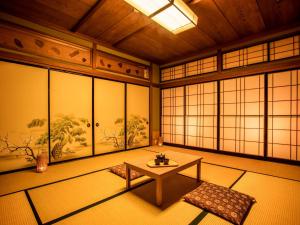 Ooedo Onsen Monogatari Unazuki Grand Hotel - Dining Options Available