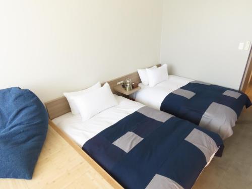 Osaka Hokko Marina HULL - Check-in and Check-out