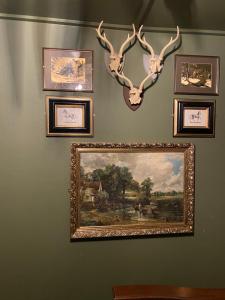 PAVILION ROOMS AT NO. 26 - Accessibility and Proximity