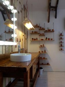 Pine Hotel - Dining and Leisure Options