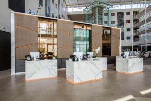 Radisson Blu Hotel London Stansted Airport - Dining and Restaurants