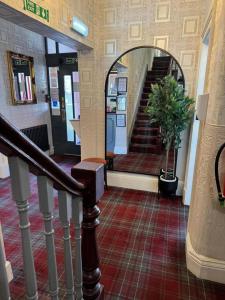 Raffles Hotel - Facilities and Amenities