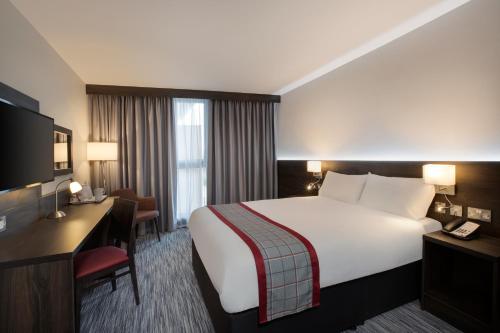 Ramada by Wyndham Leeds East - Dining Options