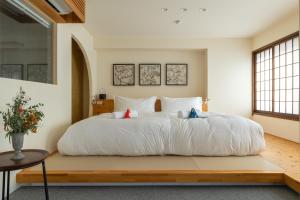 Residence Yasushi - Management and Services