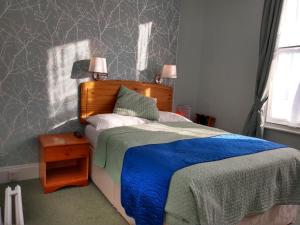 River Hotel - Additional Information