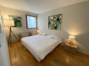 Riviera Eden Palace - Booking Information
