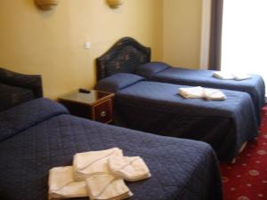 Rose Court Hotel - Transportation Options