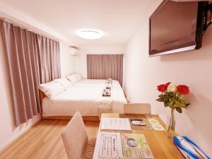 Rosenheim Tokyo Shinjuku Okubo - Check-In and Check-Out Policies