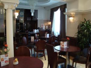 Royal Eagle Hotel - Nearby Attractions