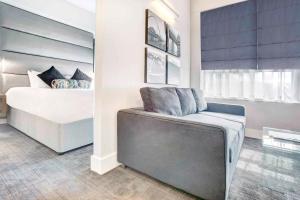 Sandman Signature Newcastle Hotel - Nearby Attractions and Landmarks