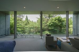 SETOUCHI RETREAT by Onko Chishin Review - Exploring the Surrounding Area