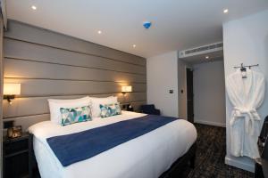 Signature London, The J Marylebone - Dining Options