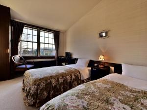 Small Hotel Kanan - Dining and Reservations