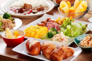 Sotetsu Fresa Inn Tokyo Kinshicho - Transportation and Accessibility