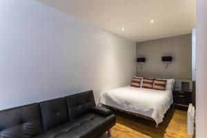Space ApartHotel - Booking Information