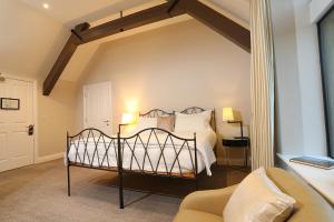 St Marys Inn - Location and Accessibility