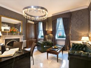 Staunton Hotel - B&B - Worth The Stay