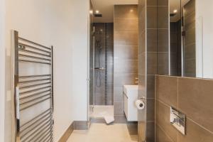 StayInn Monument - Booking Information