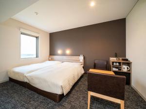 Super Hotel Ikebukuro West Natural Hot Spring - Frequently Asked Questions