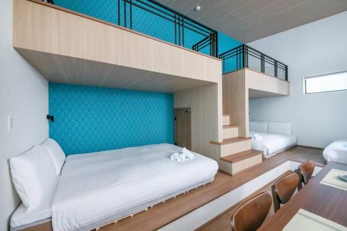 T-Home Color - Neighborhood Attraction Highlights