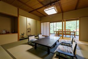 Tachibana Shikitei Review - Frequently Asked Questions