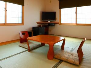 Takanoya - Booking Policies