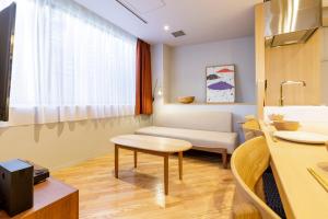 Tefu Yoyogi Uehara 101 - Neighborhood Insights