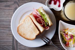 The B Akasaka-Mitsuke - Frequently Asked Questions