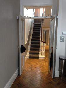 The Beverley Hotel London - Victoria - Booking Information and Tips