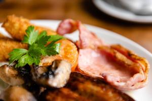 The Bootham Tavern - York - Dining and Breakfast