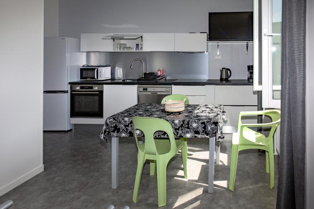 The BUILDING the Gray Tree - Local Attractions