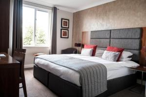 The Fox & Goose Hotel - Policies and Important Details