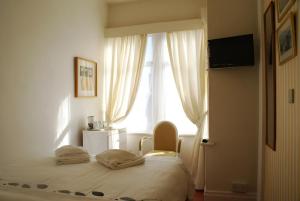 The Highfield Private Hotel - Policies and Procedures