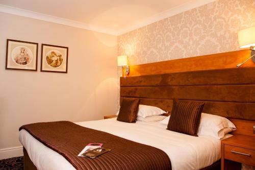 The Legacy Rose & Crown Hotel - Accessibility and Safety