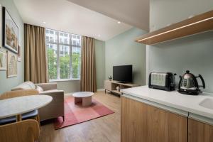 The Lincoln Suites - Cancellation and Prepayment