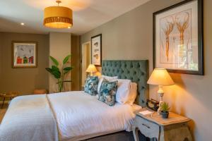 The Pavilion Arms - Additional Considerations