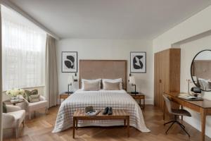 The Queens Gate Hotel - Nearby Attractions
