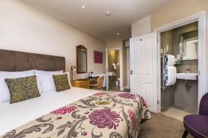 The Windermere Hotel, London - Child and Pet Policies